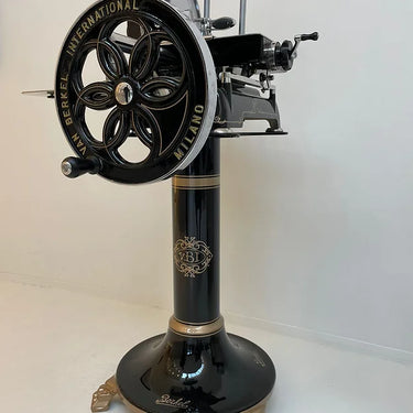 Volano B114 Black &amp; Gold (custom made)