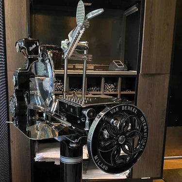 Volano B114 avec support et ensemble de roues - Noir
