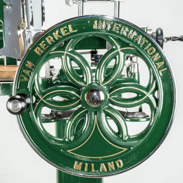 Volano B114 treated with special paint in British Racing Green