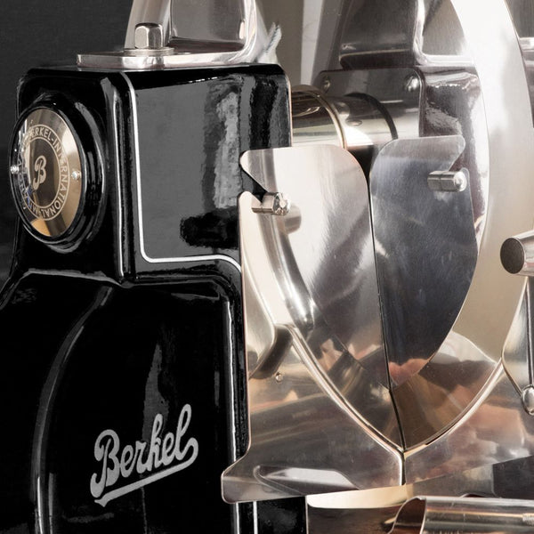 Berkel Volano B3 with pedestal - Black