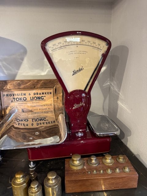 Berkel scale red I