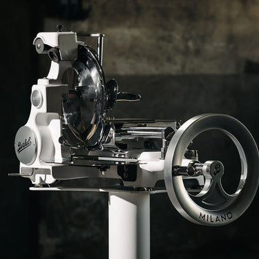 Berkel Volano B114X with pedestal - €14,500