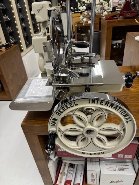 BerKel Volano B114 Custom Made retro wit